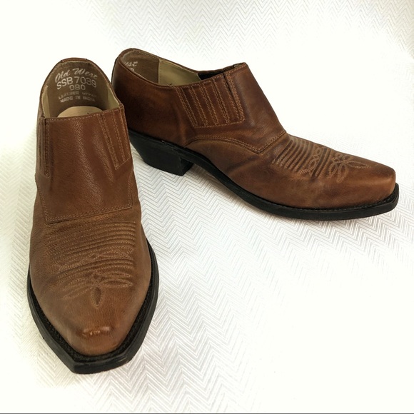 very short ankle boots